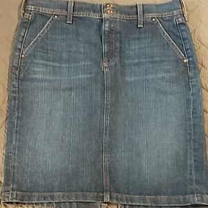 Old Navy denim skirt